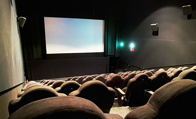 アイコンサルティングの映画館でのプロモーション