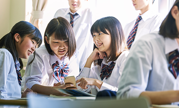 アイコンサルティングの中学校メディア