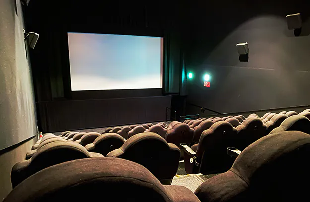 映画館メディア