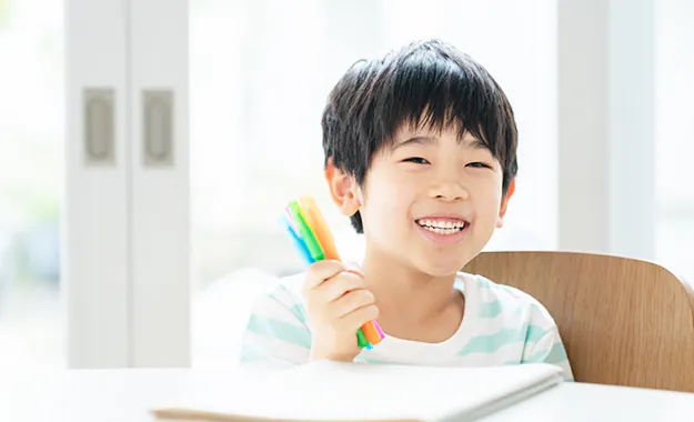 放課後児童クラブでのチラシ＋ノベルティでのサンプリング